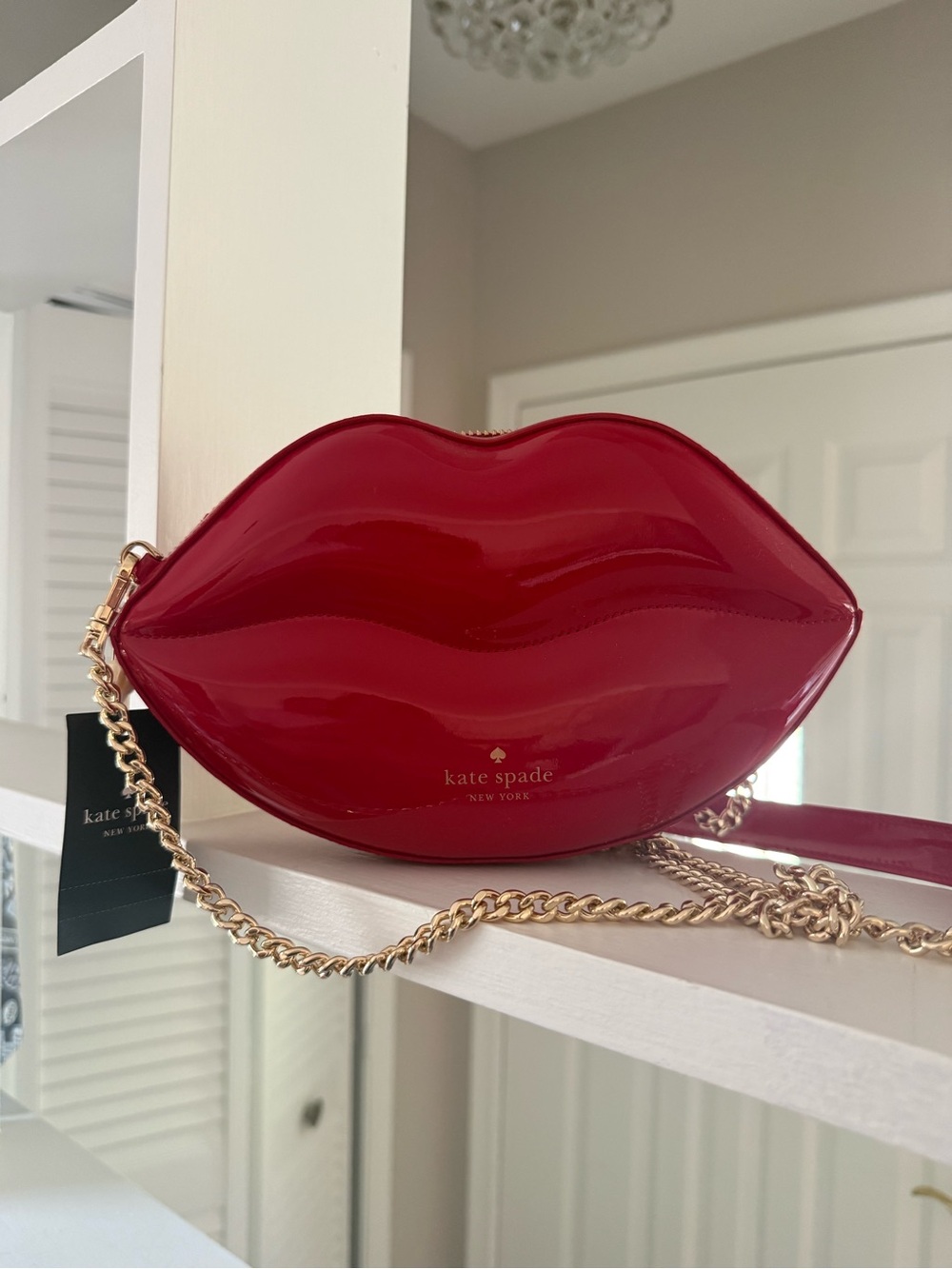 kate spade Mwah 3D Lips Crossbody Bag